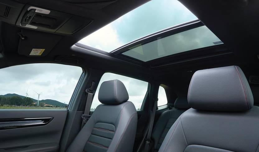 Car image image 5