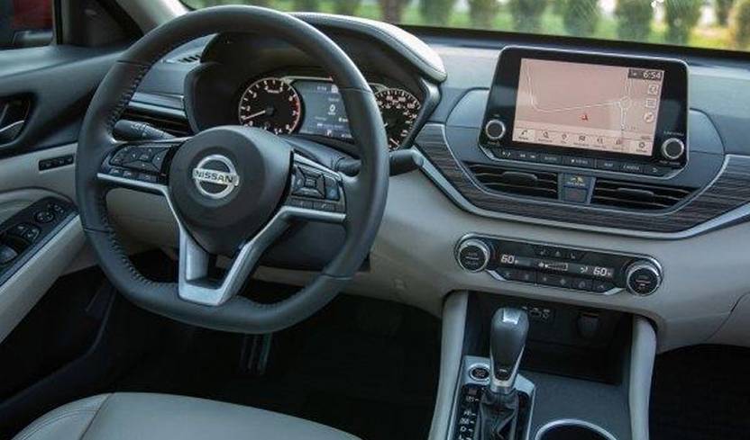 Car image image 7