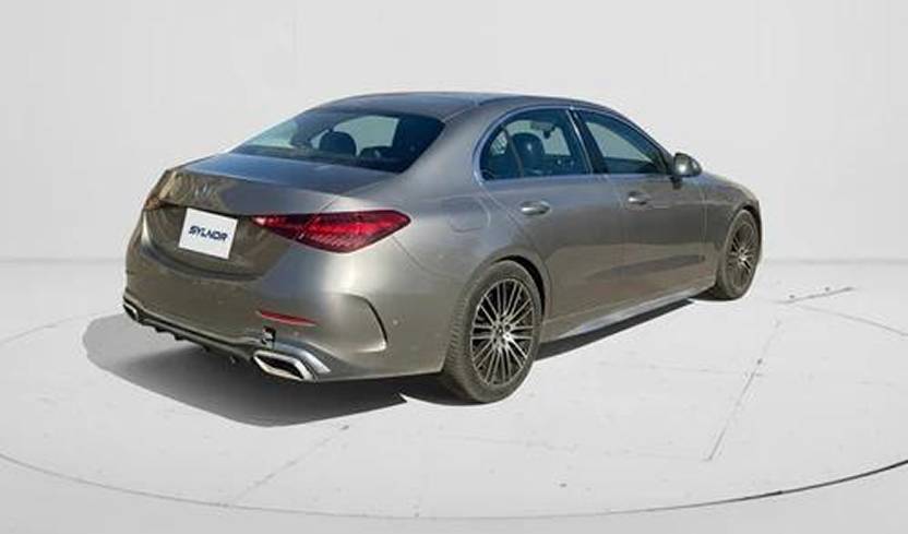 Car image image 7