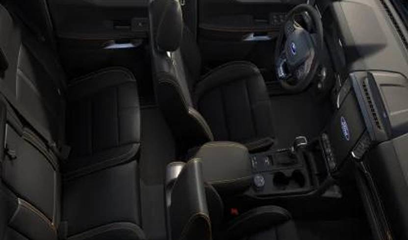 Car image image 3