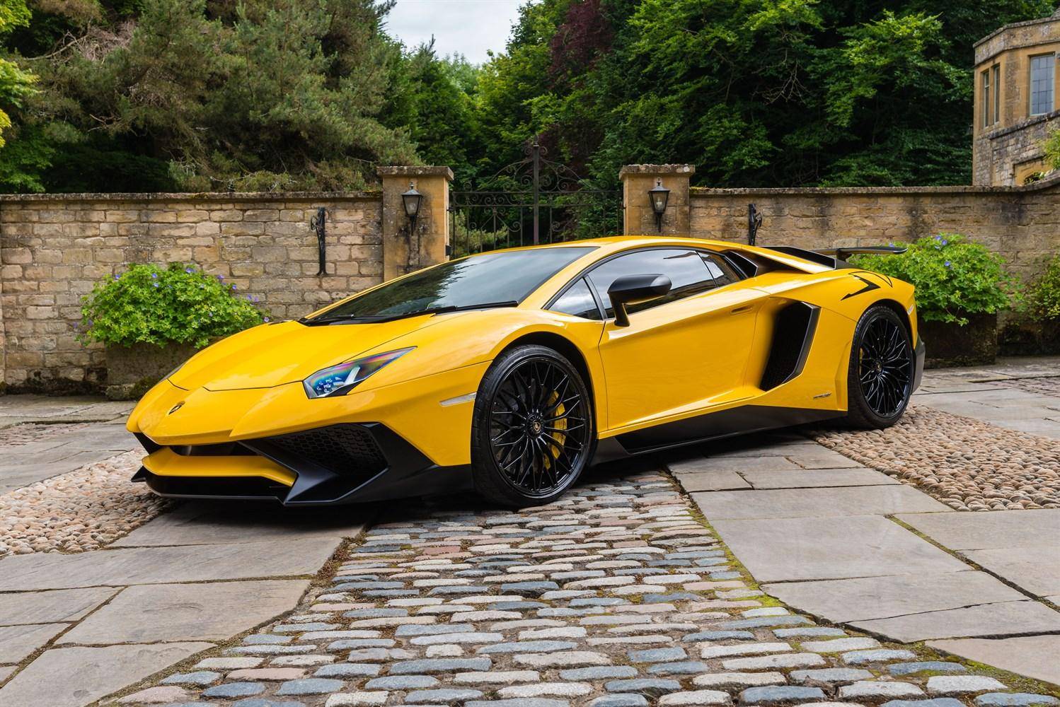 Car image image 7